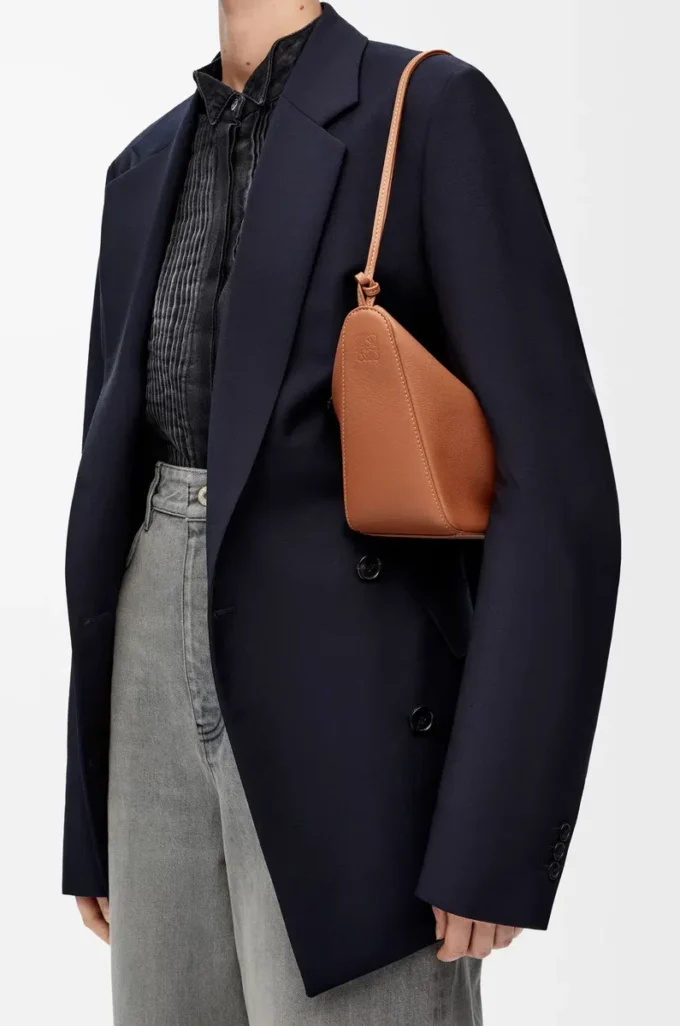 Mini sac hobo Hammock en cuir de veau classique Tan