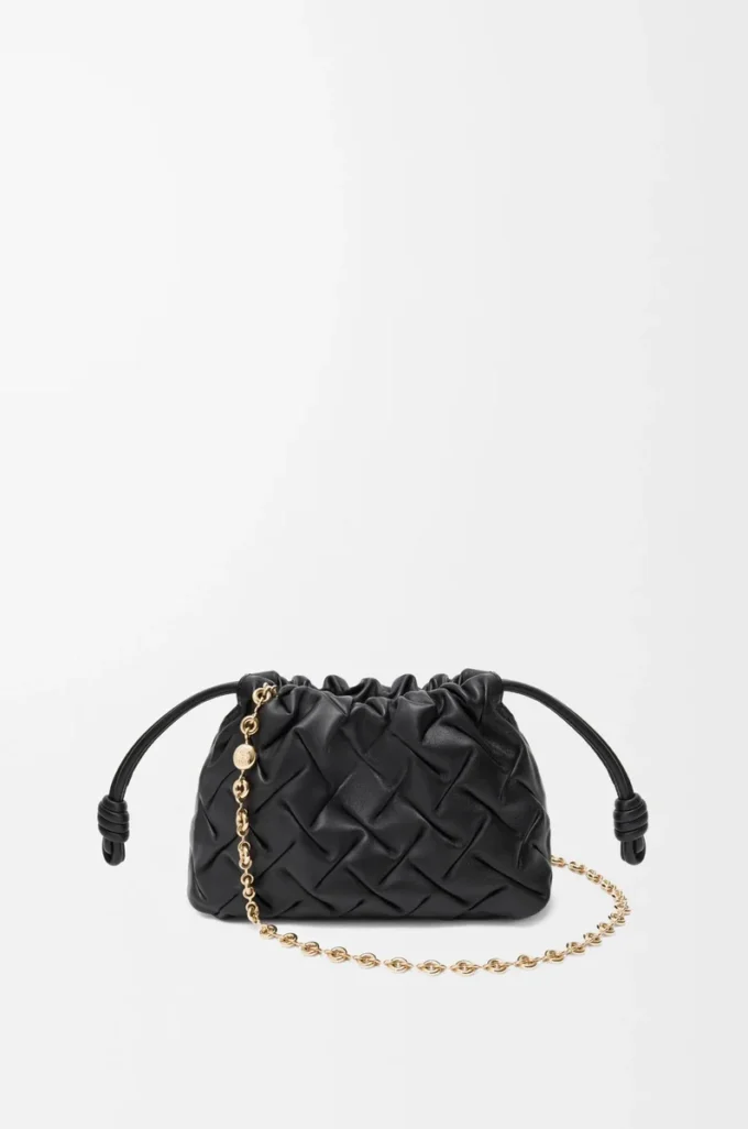 Mini sac à main Flamenco en cuir de veau nappa pincé, couleur Black
