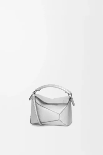 Mini sac Puzzle Edge en cuir d&rsquo;agneau laminé Argent