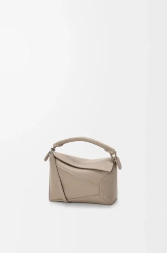 Mini sac Puzzle Edge en cuir de veau grainé souple Clay