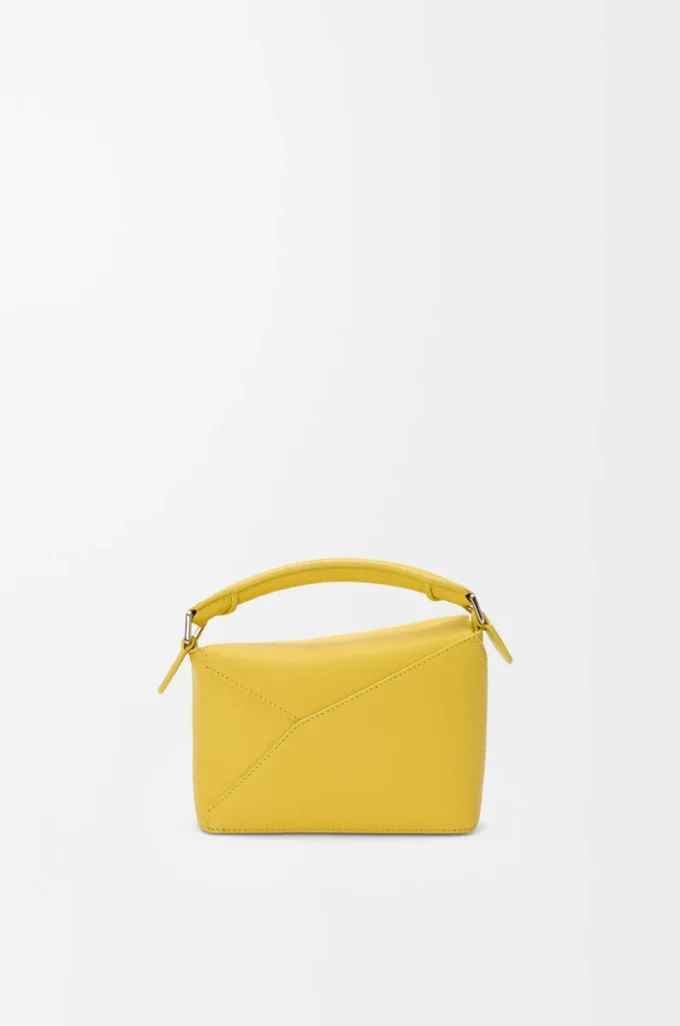 Mini sac Puzzle Edge en cuir de veau grainé souple Dandelion