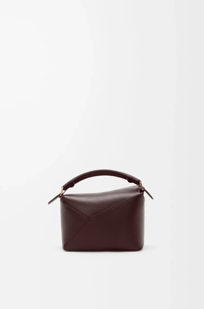 Mini sac Puzzle Edge en cuir de veau grainé souple Dark Chestnut