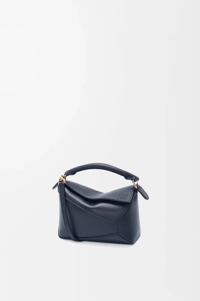 Mini sac Puzzle Edge en cuir de veau grainé souple Deep Navy