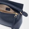 Mini sac Puzzle Edge en cuir de veau grainé souple Deep Navy
