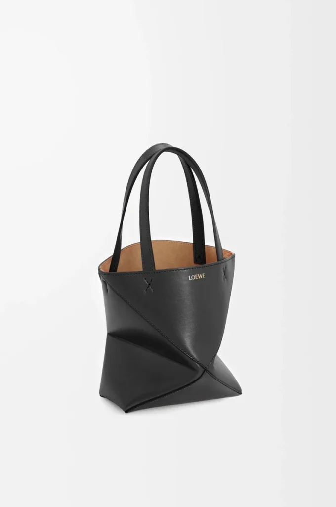 Mini sac Puzzle Fold en cuir de veau brillant noir Mini sac Puzzle Fold en cuir de veau brillant noir