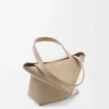 Mini sac Puzzle Fold en cuir de veau brillant Sand Mini sac Puzzle Fold en cuir de veau brillant Sand