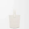 Mini sac seau Pebble en cuir de veau grainé souple blanc cassé