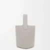 Mini sac seau Pebble en cuir de veau lisse gris coquillage