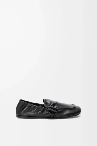 Mocassins à bascule en cuir de veau lisse brillant Noir