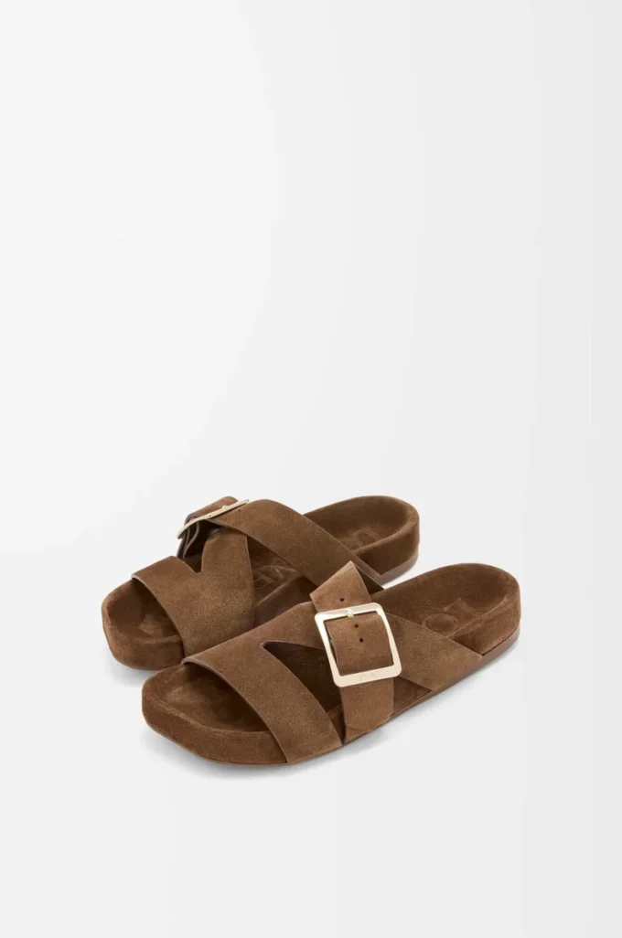 Mule à boucle en daim marron
