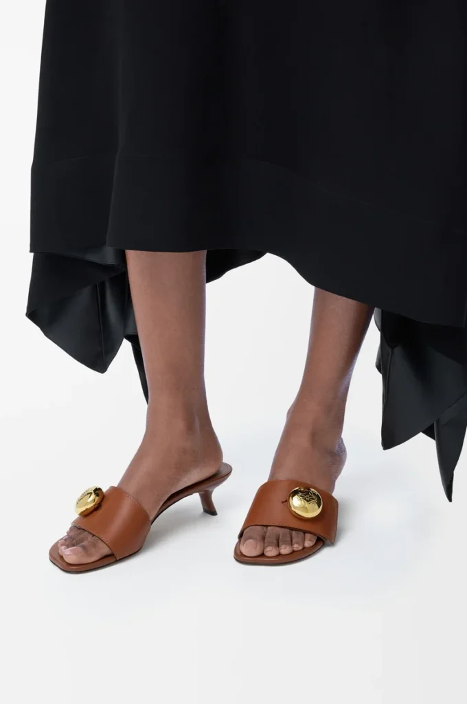 Mule en cuir de veau souple couleur rouille
