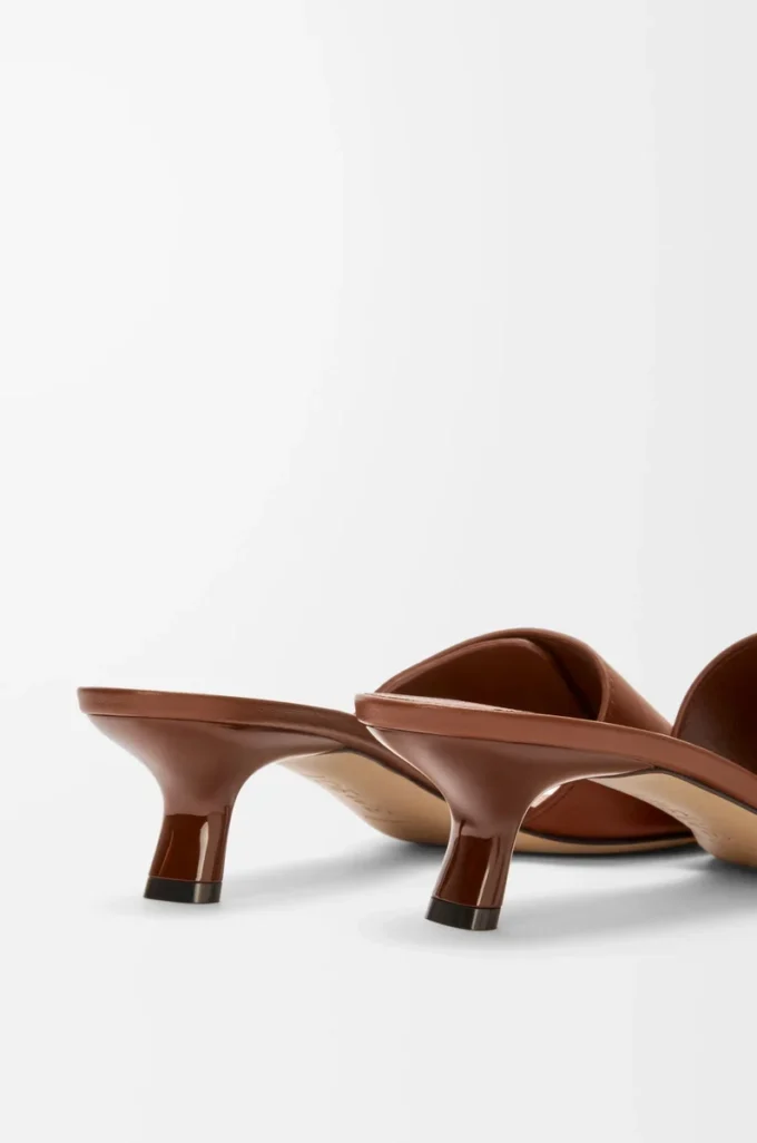 Mule en cuir de veau souple couleur rouille