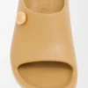 Mule Pebble en mousse Medium Concealer/Gold