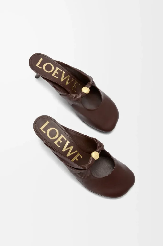 Mule Pebble Soft en cuir d’agneau nappa Brownie Mule Pebble Soft en cuir d’agneau nappa Brownie