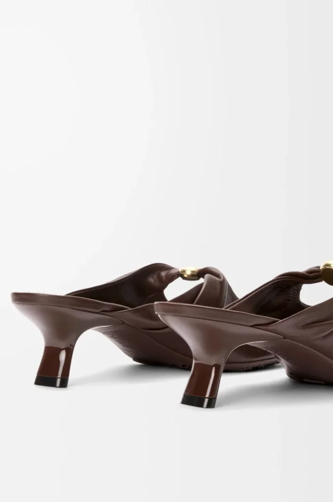 Mule Pebble Soft en cuir d’agneau nappa Brownie Mule Pebble Soft en cuir d’agneau nappa Brownie
