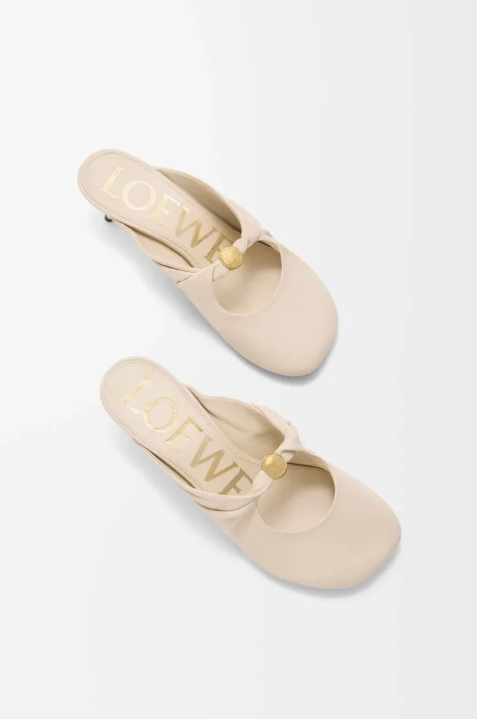 Mule Pebble Soft en cuir d&rsquo;agneau nappa Dough