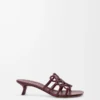 Mule Petal Anagram en cuir de veau souple Bordeaux foncé