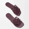 Mule Petal Anagram en cuir de veau souple Bordeaux foncé