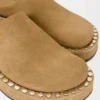 Mule Rivet en cuir de veau suédé Tabacco moyen