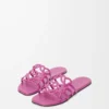 Mules Petal Anagram en cuir de veau souple fuchsia