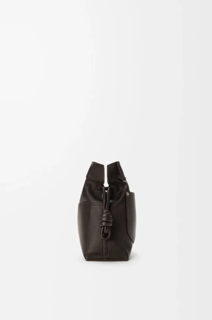 Panta pochette Flamenco moyenne en cuir de veau brillant Vintage Brown