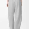 Pantalon bouffant en cuir de chèvre suédé gris clair