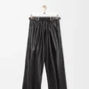 Pantalon ceinturé en cuir d&rsquo;agneau nappa Noir