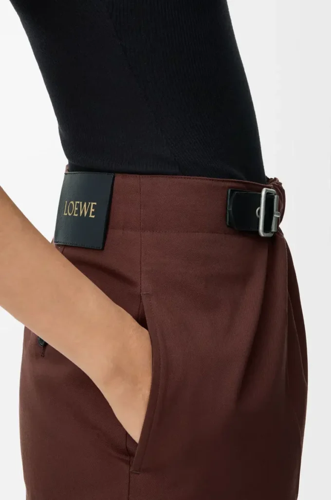 Pantalon court à ceinture en coton et soie Couleur café