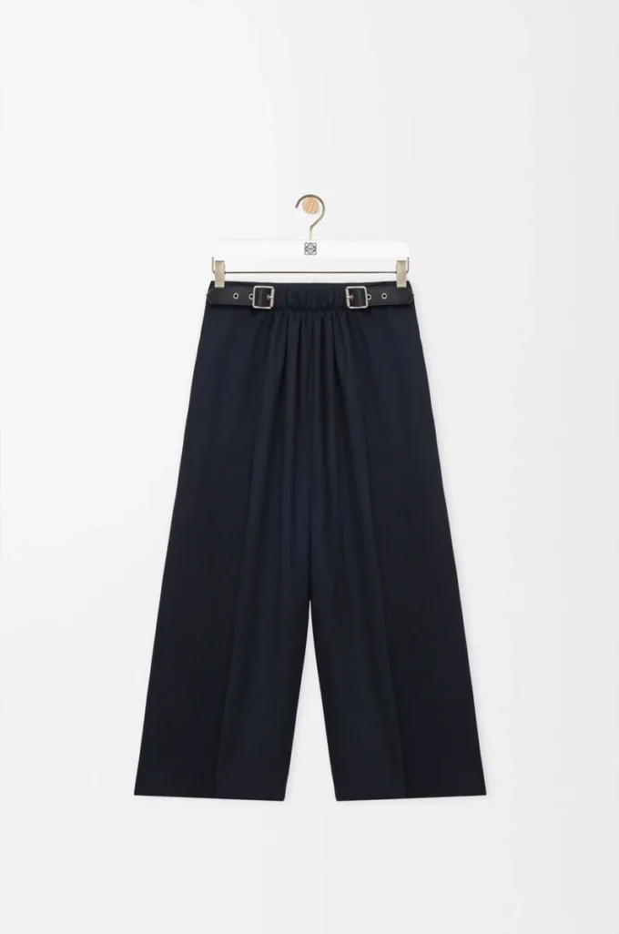Pantalon court à ceinture en laine bleu marine