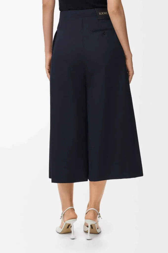 Pantalon court à ceinture en laine bleu marine