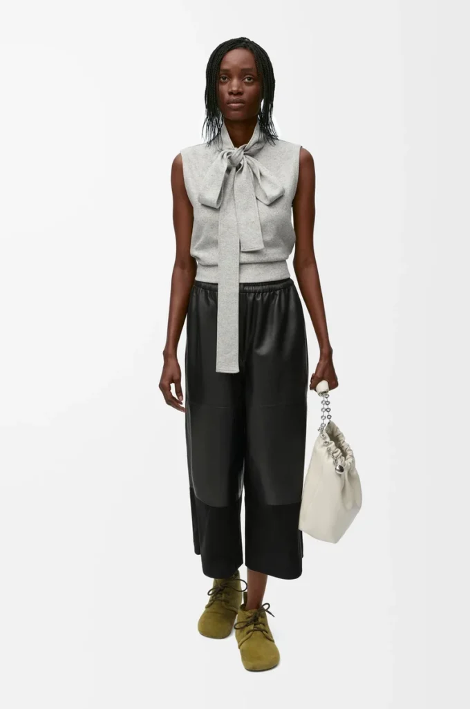 Pantalon court en cuir d&rsquo;agneau nappa et cuir de chèvre suédé Noir