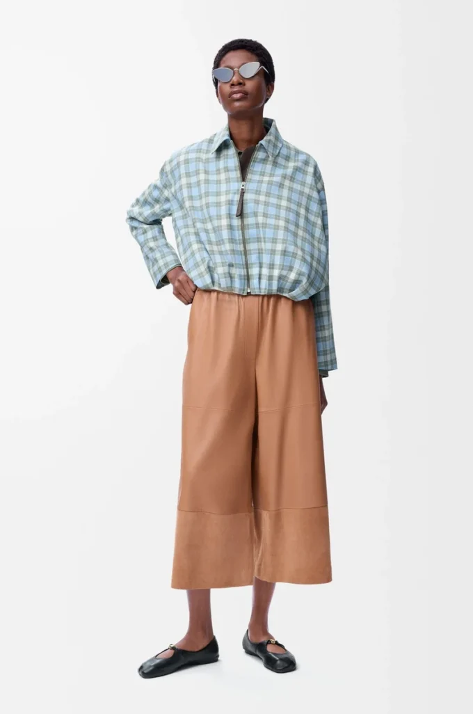 Pantalon court en cuir d&rsquo;agneau nappa et cuir de chèvre suédé Toffee