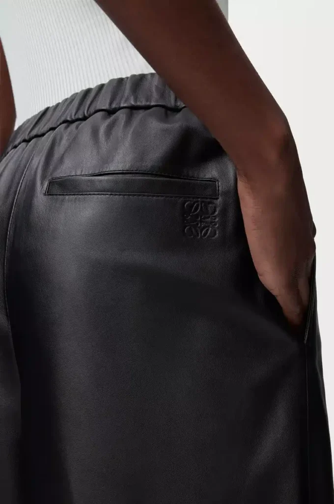 Pantalon court en cuir d&rsquo;agneau nappa Noir