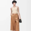 Pantalon court en cuir d&rsquo;agneau nappa Toffee