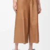Pantalon court en cuir d&rsquo;agneau nappa Toffee