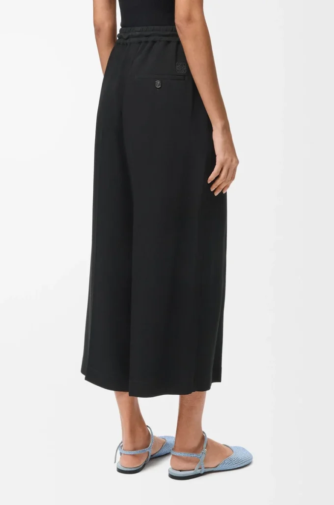 Pantalon court en viscose stretch Noir