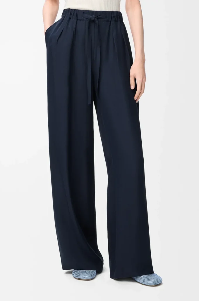 Pantalon de pyjama en soie bleu marine