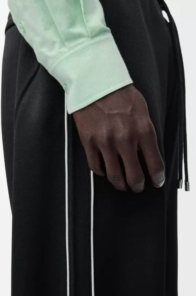 Pantalon de survêtement en jersey technique noir Pantalon de survêtement en jersey technique noir