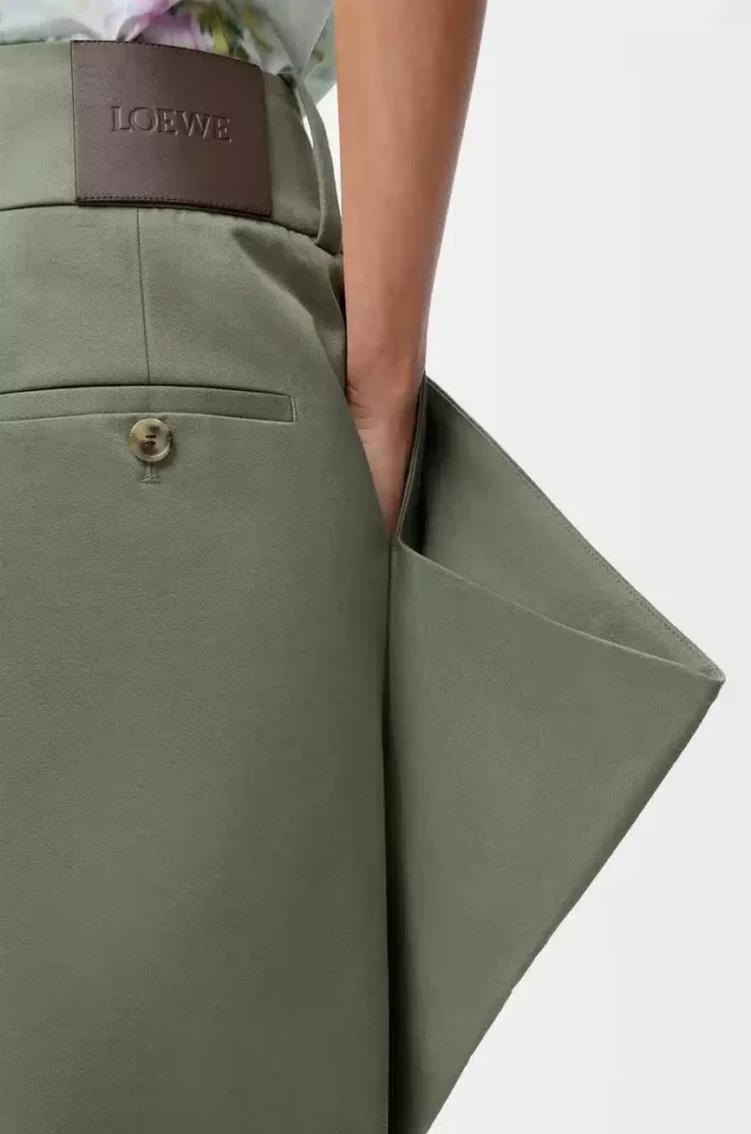 Pantalon en coton vert kaki