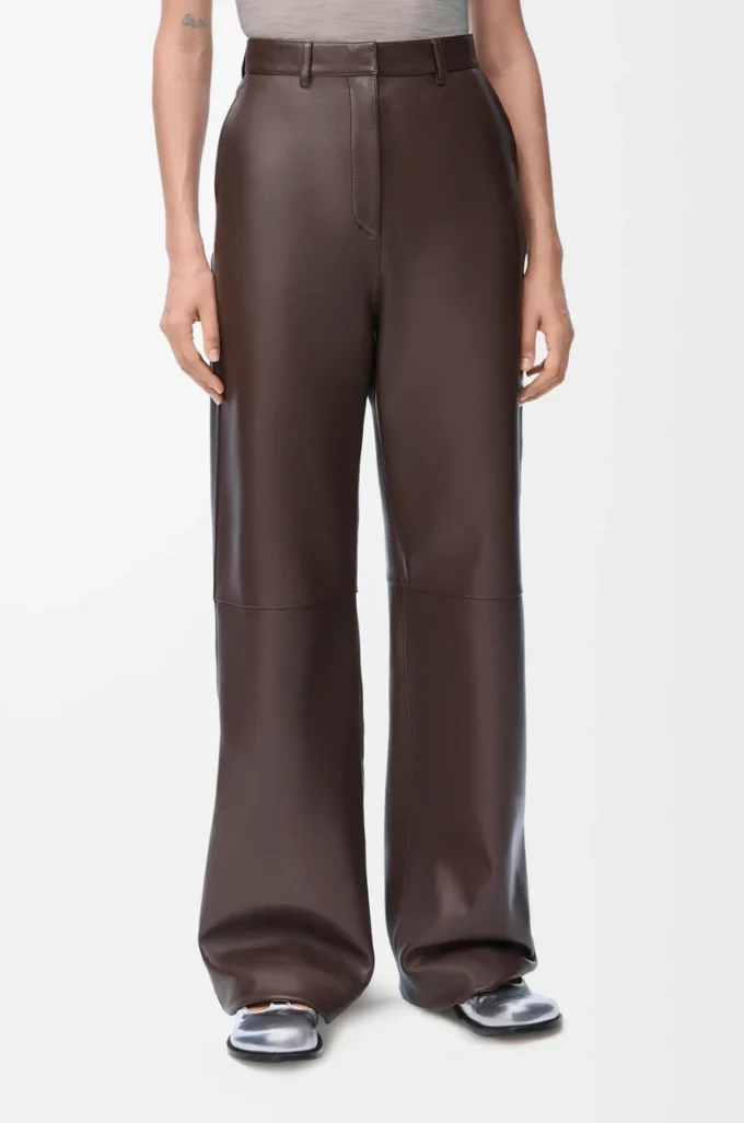 Pantalon en cuir d&rsquo;agneau nappa marron chocolat