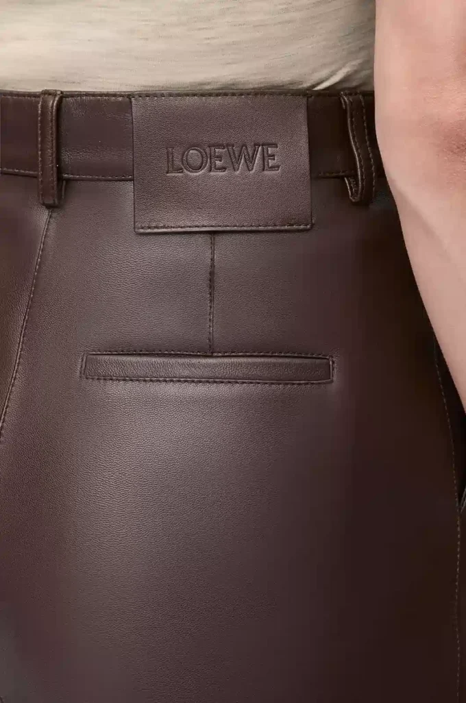 Pantalon en cuir d&rsquo;agneau nappa marron chocolat
