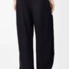 Pantalon en laine bleu marine foncé Pantalon en laine bleu marine foncé
