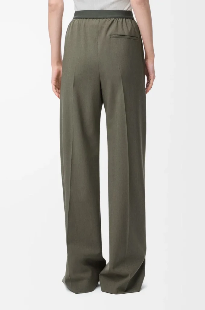 Pantalon en laine vert kaki