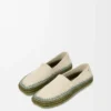 Pantoufles Rio en daim et raphia gris clair