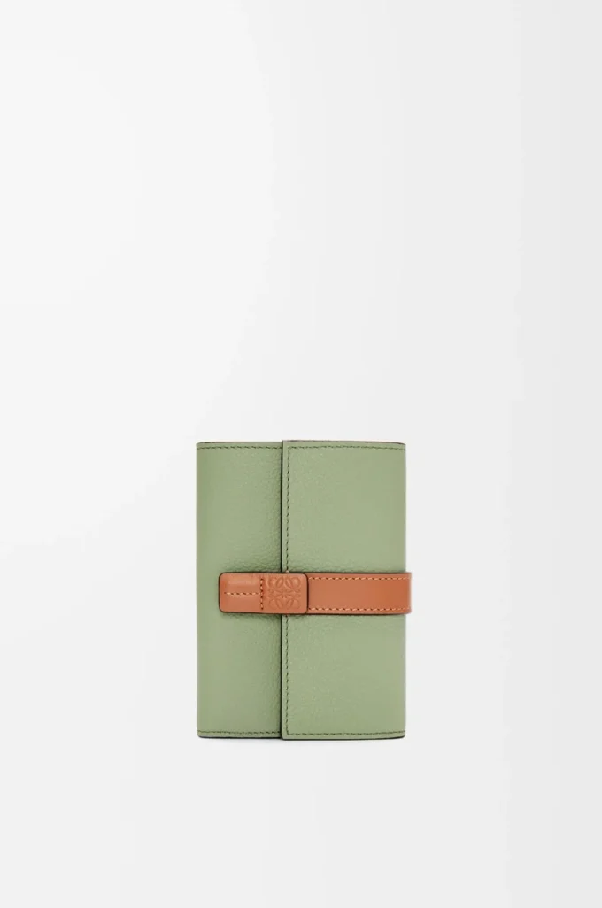 Petit portefeuille vertical en cuir de veau grainé souple Rosemary/Tan