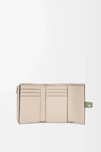 Petit portefeuille vertical en cuir de veau grainé souple Rosemary/Tan