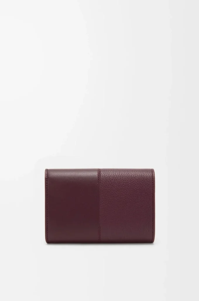 Petit portefeuille vertical en cuir de veau lisse et grainé Dark Burgundy