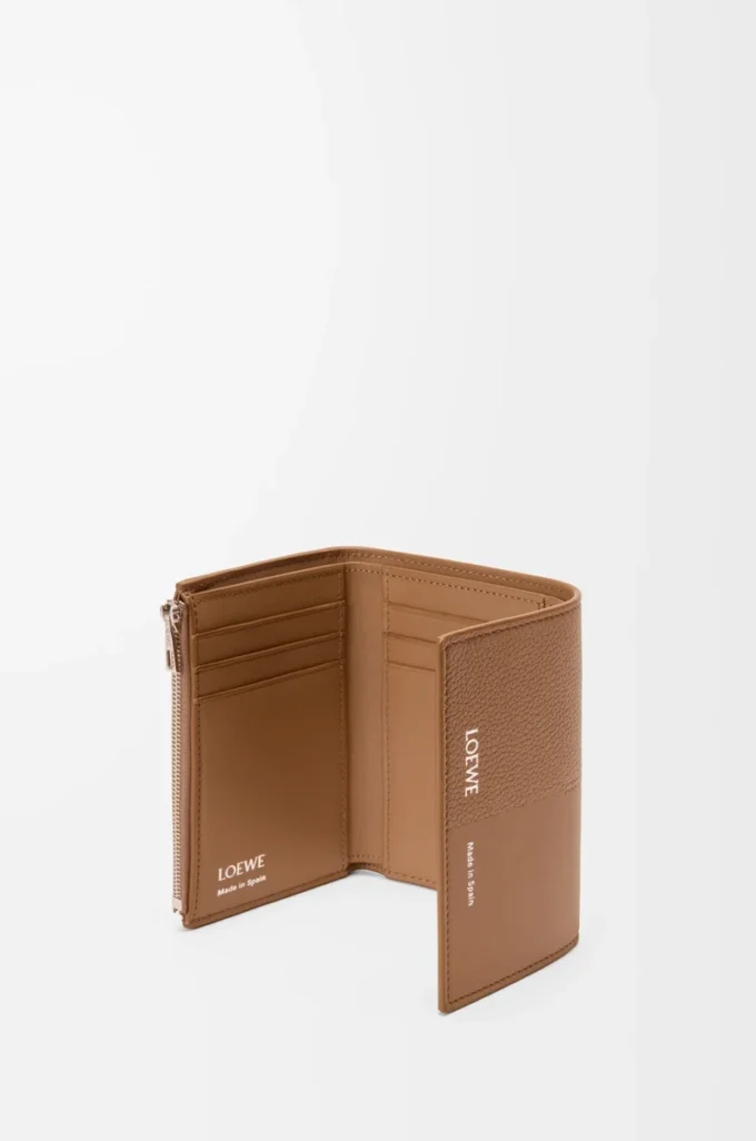 Petit portefeuille vertical en cuir de veau lisse et grainé Mocha