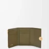 Petit portefeuille vertical Pebble en cuir de veau grainé Pebble Dark Khaki