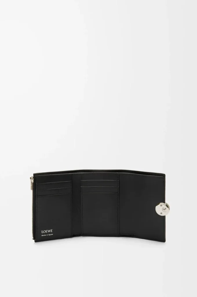 Petit portefeuille vertical Pebble en cuir de veau grainé Pebble Noir